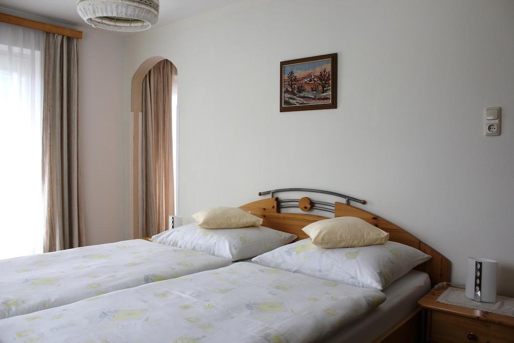 Pension Leitner Höfen Kamer foto