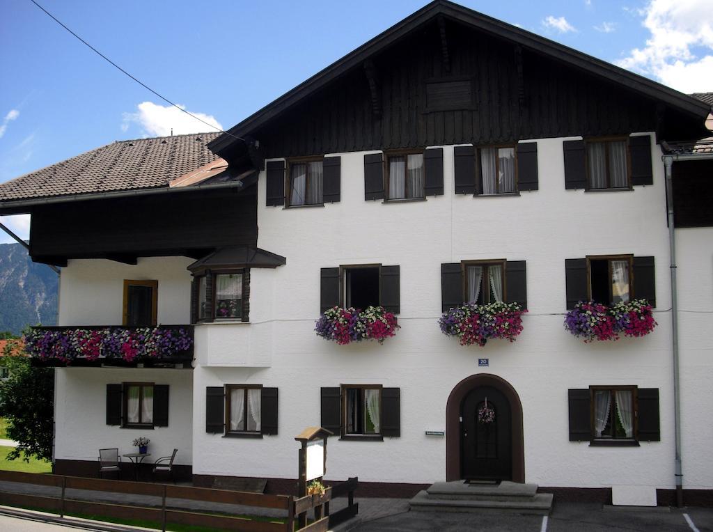 Pension Leitner Höfen Buitenkant foto